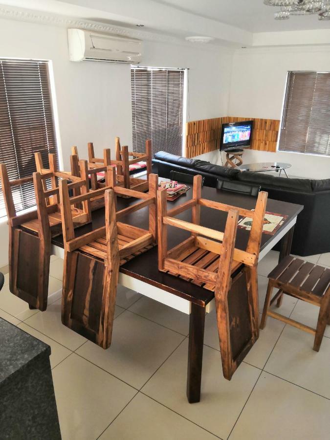 Apartmán Leone Paris Windhoek Exteriér fotografie